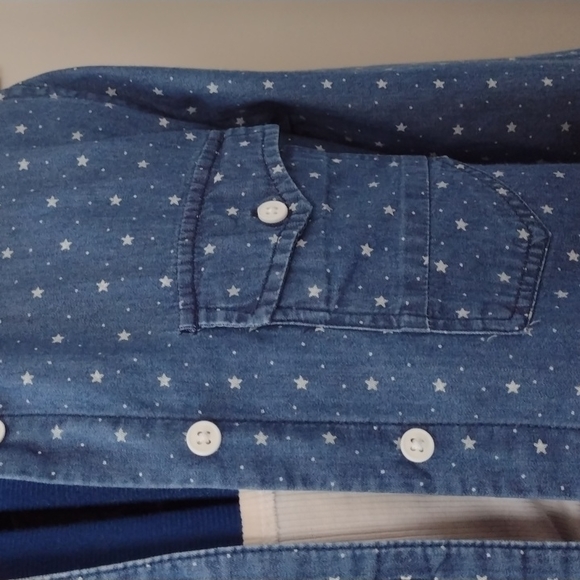 NWOT TRIPLE FIVE SOUL Star🌟 Print DENIM BUTTON DOWN SHIRT!! - Picture 5 of 7